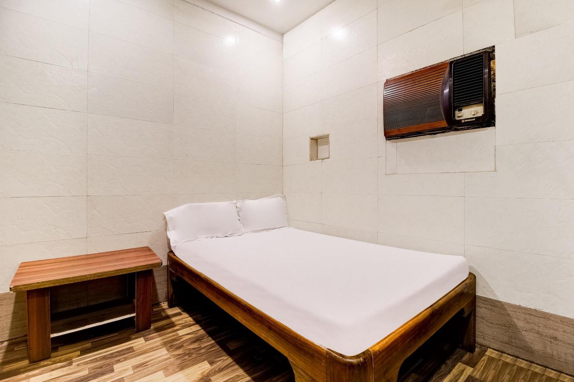 Hotel O Sargam Lodging And Boarding Ulhāsnagar Zewnętrze zdjęcie